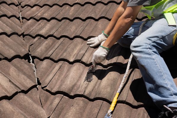 Roof Tile Sealing in Hartford