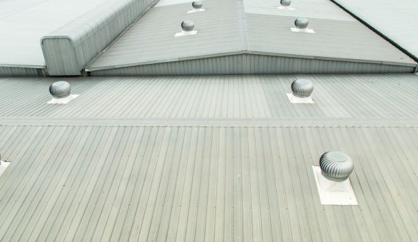 Commercial Metal Roof Repair in Hartford